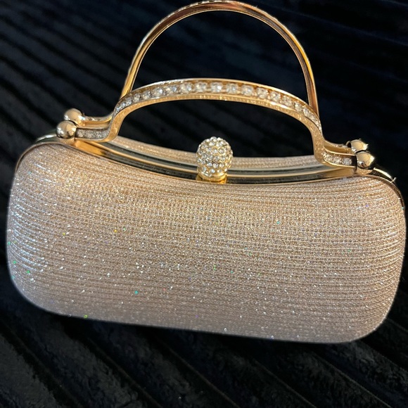 Fashion Bug Handbags - Elegant Gold and blush Evening Clutch